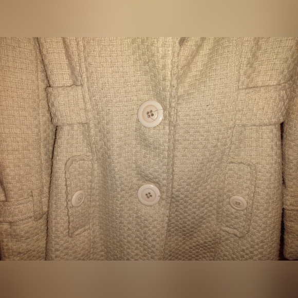 Costa Blanca beige button trench coat - Picture 8 of 9